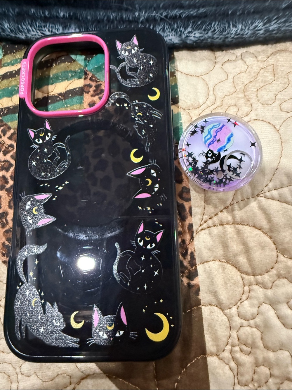 PopSockets Cat Magic Frame MagSafe Case